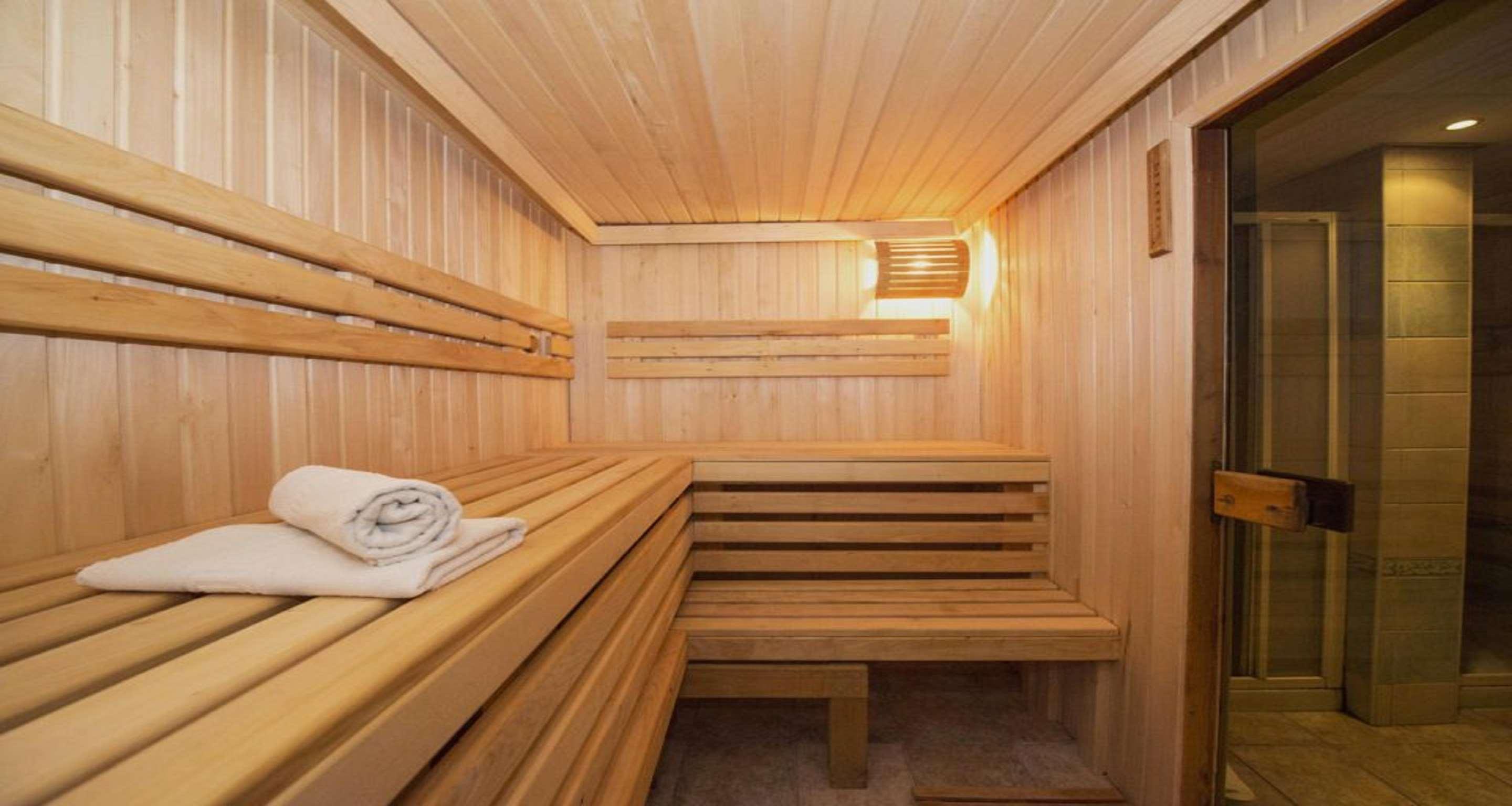 Best Western Plus Hotel Escapade Senlis サンリス エクステリア 写真