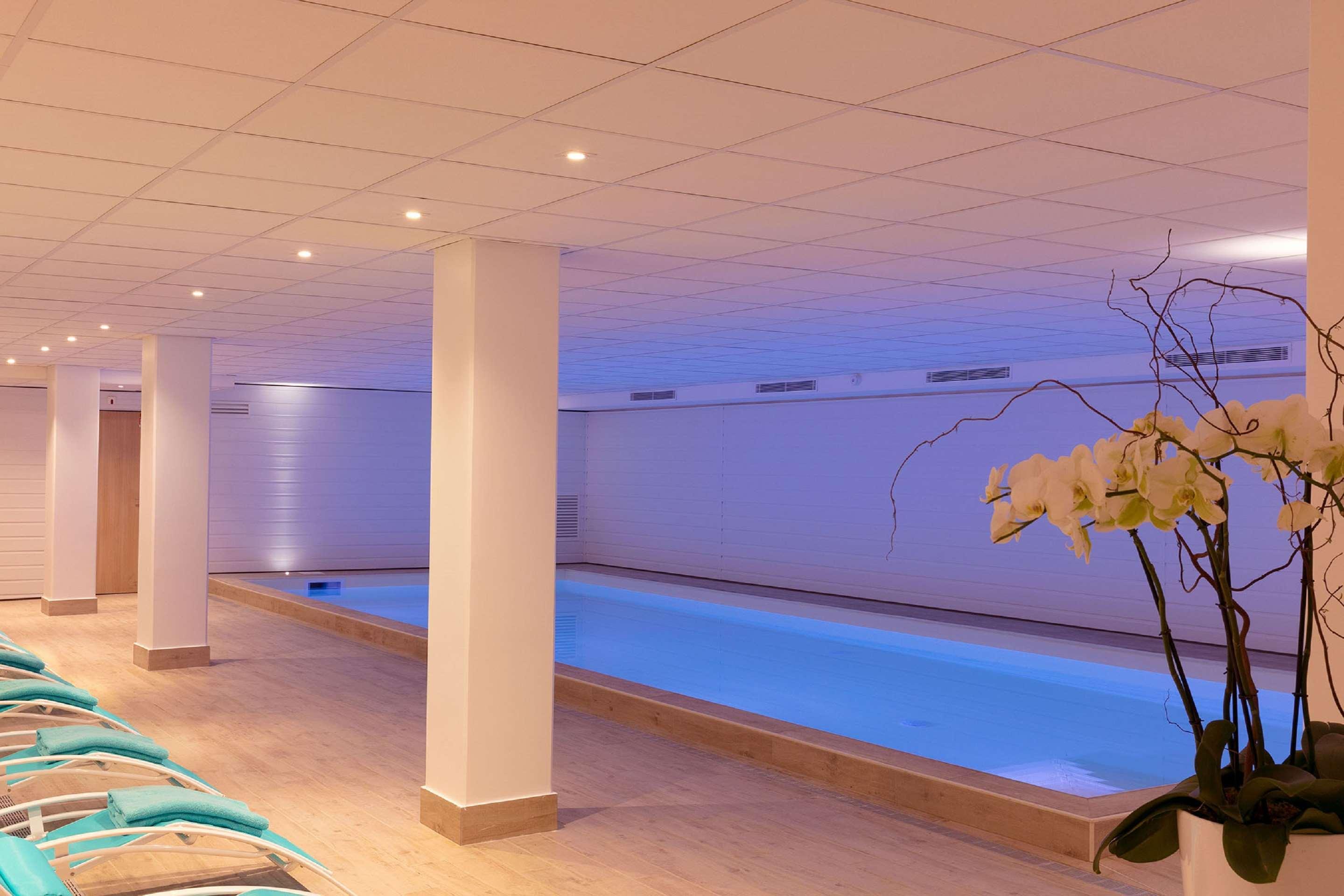 Best Western Plus Hotel Escapade Senlis サンリス エクステリア 写真
