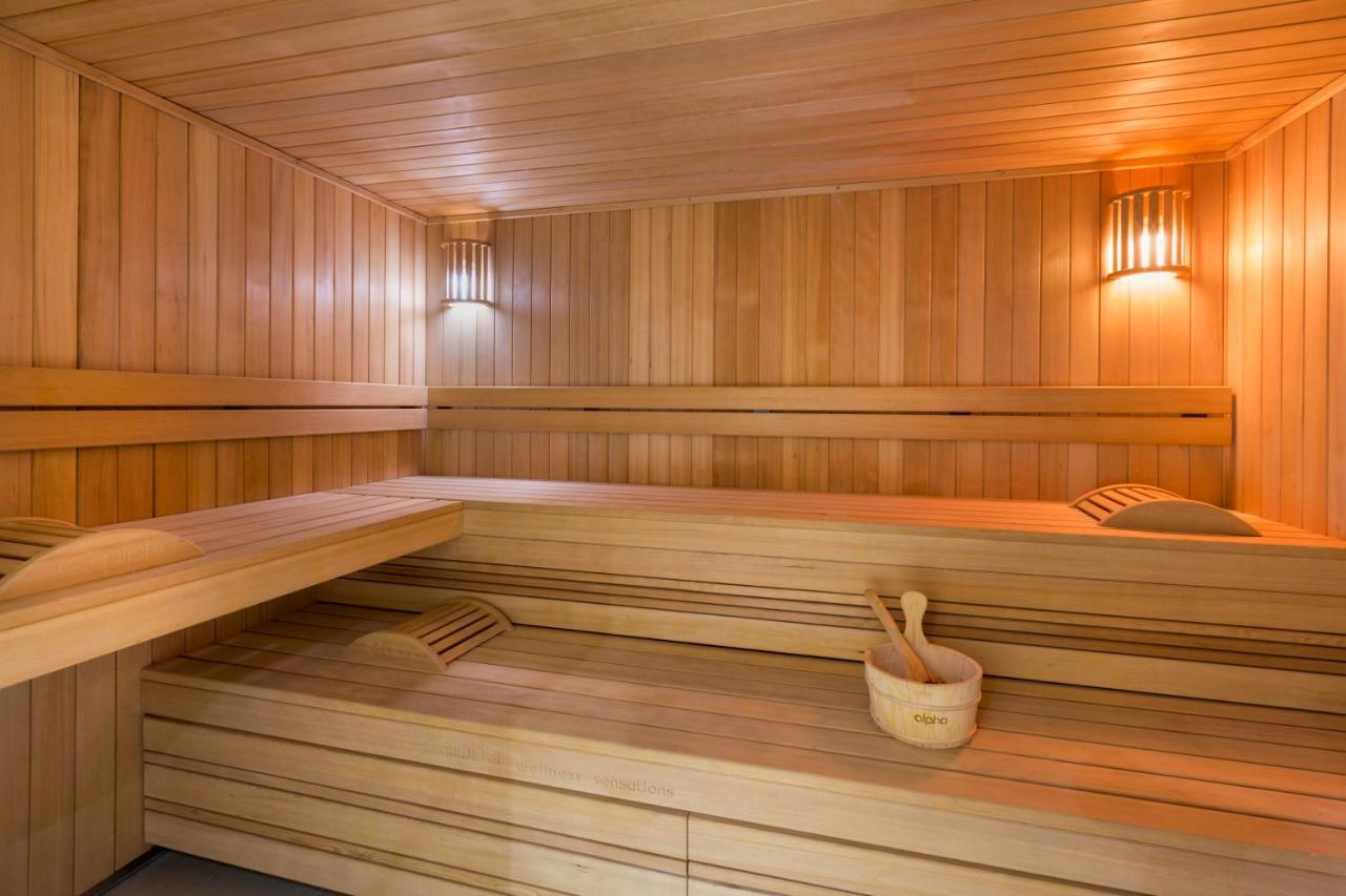 Best Western Plus Hotel Escapade Senlis サンリス エクステリア 写真