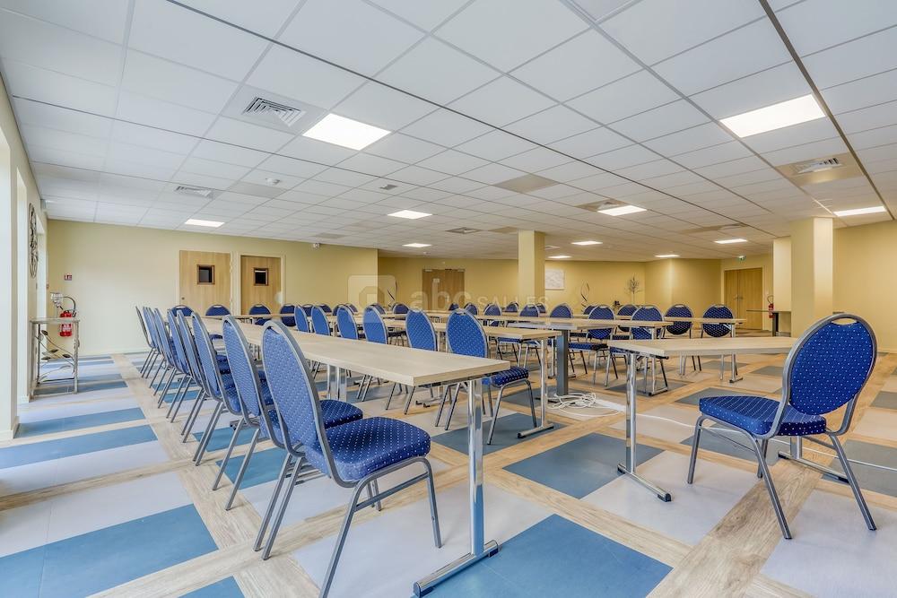 Best Western Plus Hotel Escapade Senlis サンリス エクステリア 写真