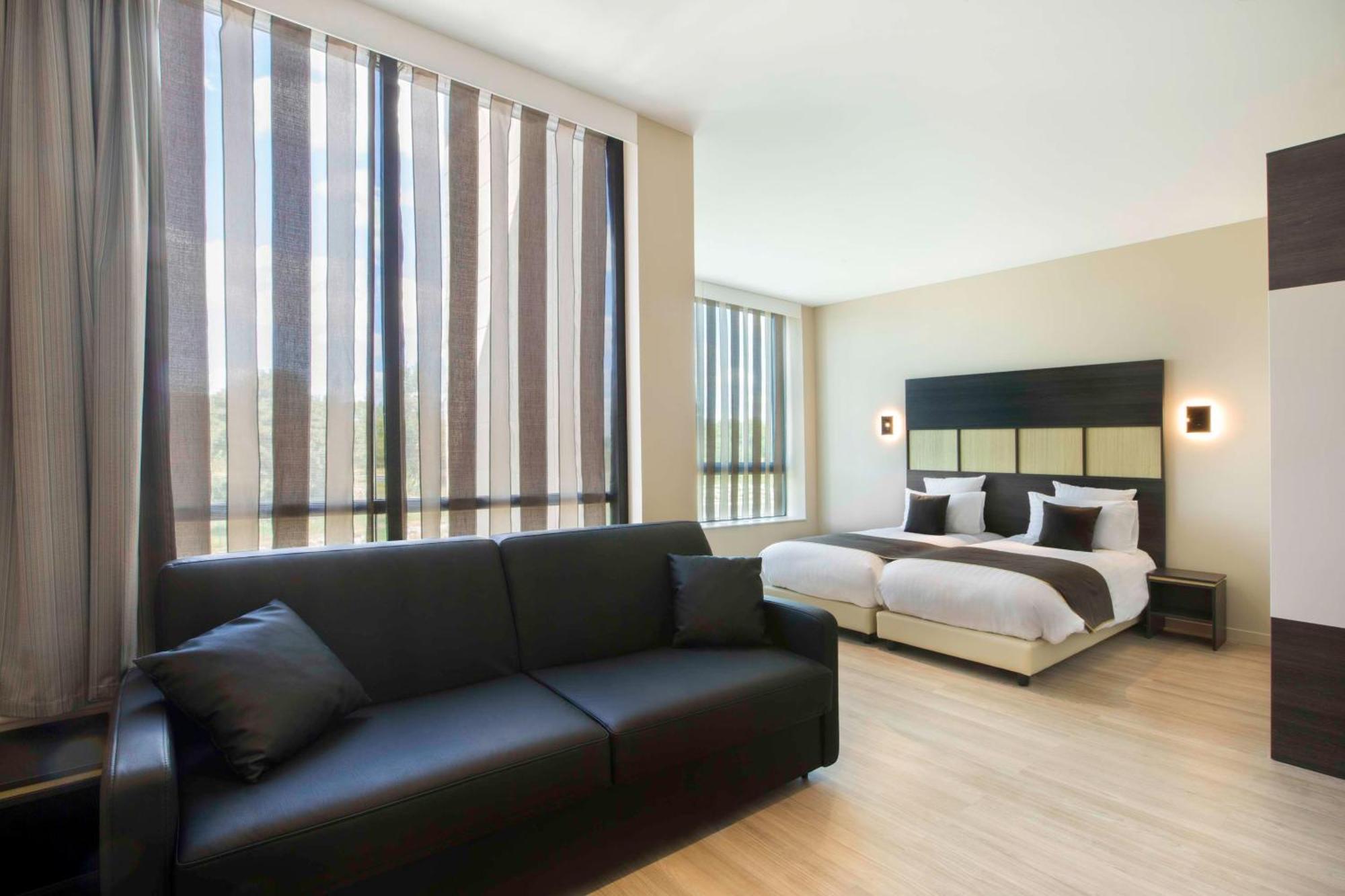 Best Western Plus Hotel Escapade Senlis サンリス エクステリア 写真